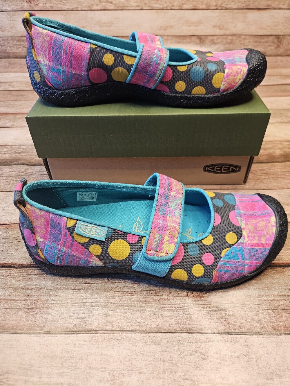 KEEN Women's Harvest MJ II - Polka Dot Mary Jane flats.